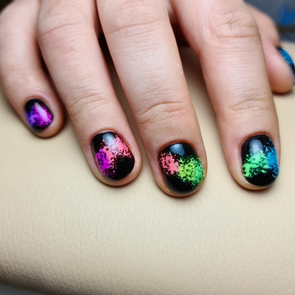 Cosmo Nails